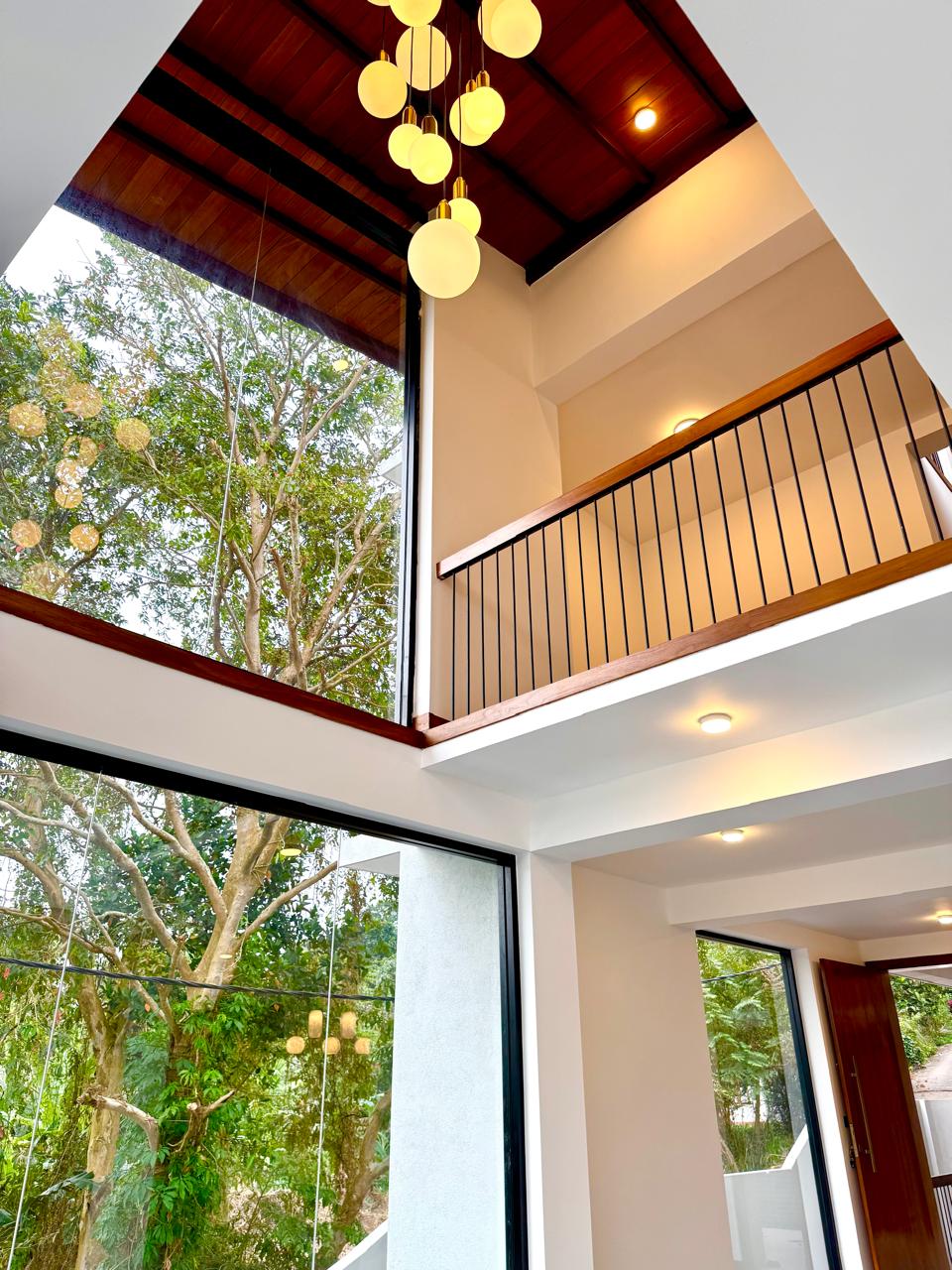 Modern luxury residence