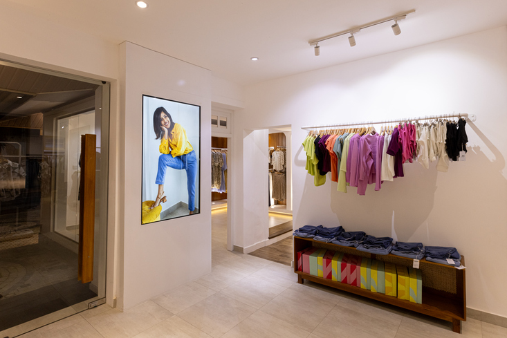 Joey Clothing Flagship Store — image 14